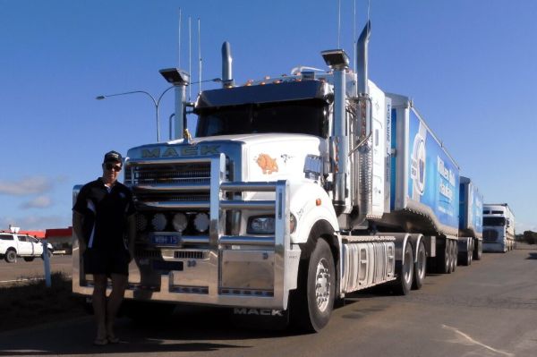 One of the influential truck drivers in the fleet business, Jardy Jardine found his home on the Australian roads.